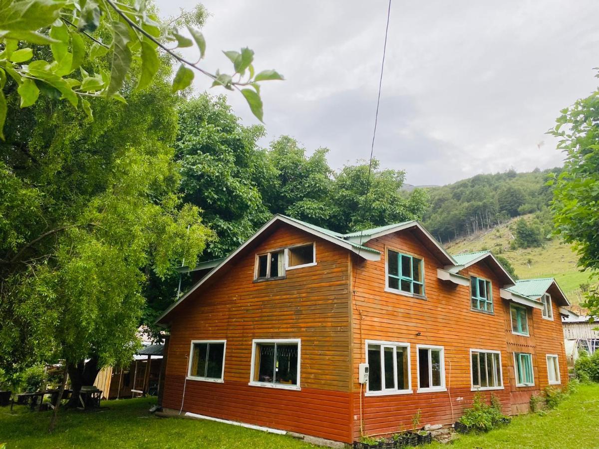 Turismo Rural Los Alpes Futaleufú 外观 照片